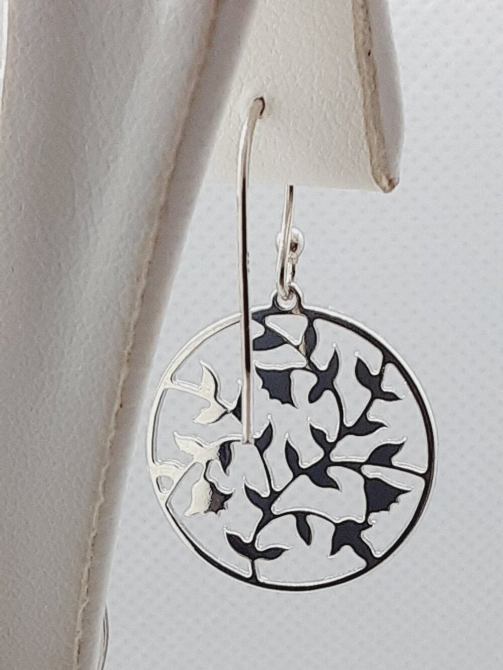 NEW Holly Yashi silver round cut-out earrings - Picture 10 of 12